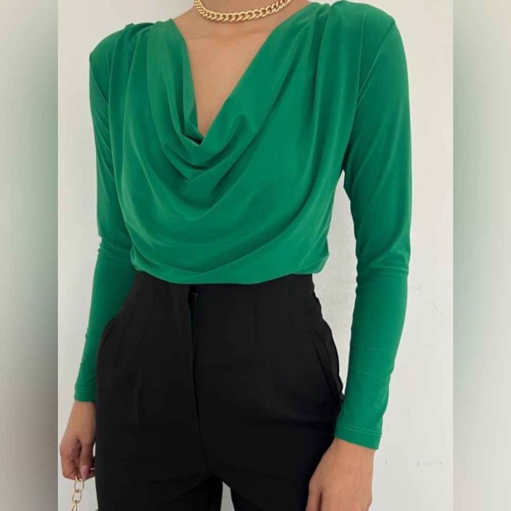 Lanes Sparkly Green Women's Drape Neck Sweater Size: probably fit M-XL Stretchy
